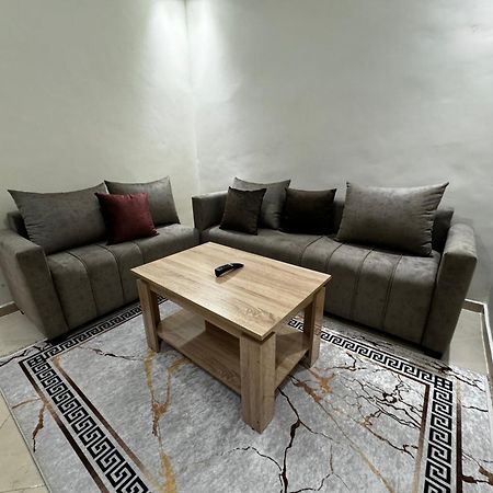 Appartement Spacieux Et Calme A Proximite De La Mer Et La Gare Agdal Rabat Dış mekan fotoğraf