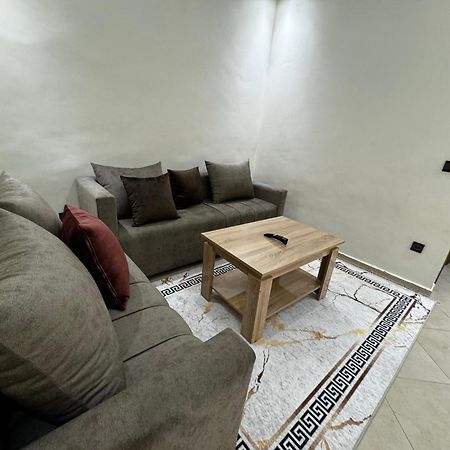 Appartement Spacieux Et Calme A Proximite De La Mer Et La Gare Agdal Rabat Dış mekan fotoğraf